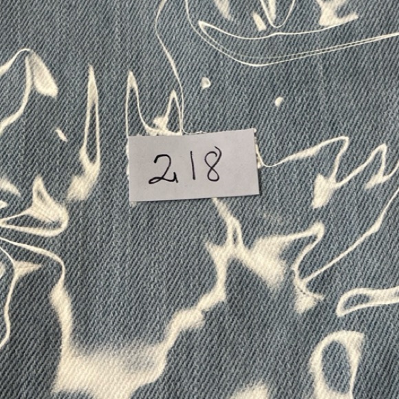 Wild Fable High Waist Light Wash Mom Jeans - Size 6 - Picture 14 of 15